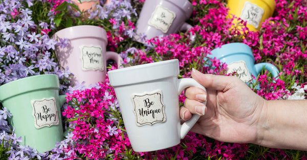 Divinity Boutique Blumentopf-Becher Aus Keramik – Mit Inspirierender Botschaft, 400 Ml, Spülmaschinenfest, Inkl. Löffel