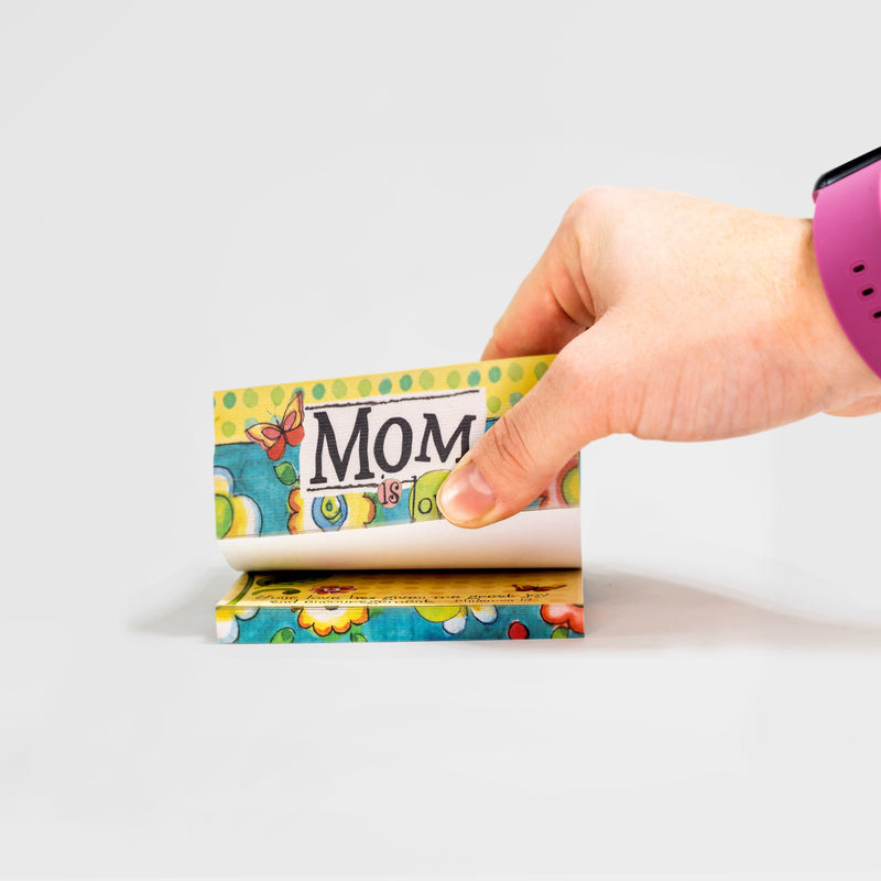 "Mom" Mug with Notepad Gift Set